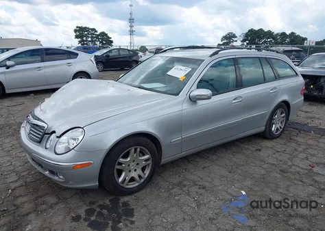 2004 Mercedes-Benz E 320 z USA, uszkodzony, nr VIN WDBUH65J64A402862